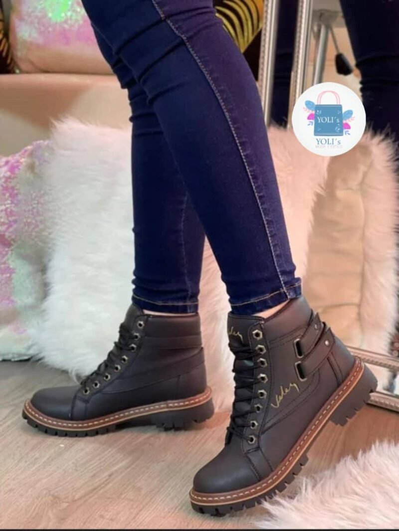 BOTA VELEZ