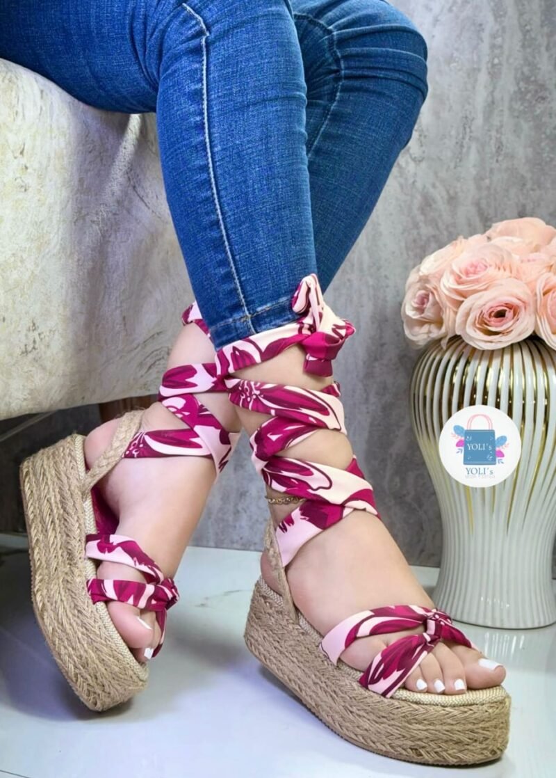 SANDALIAS ALTAS