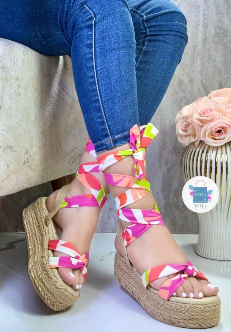 SANDALIAS ALTAS - Imagen 2