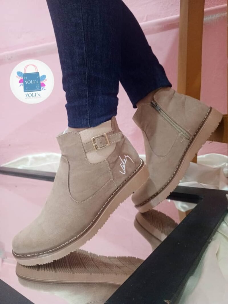BOTIN CORREA VELEZ - Imagen 2